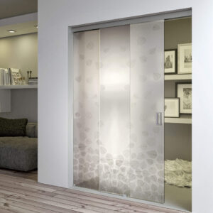 porte in vetro filo muro scorrevoli disegno floreale